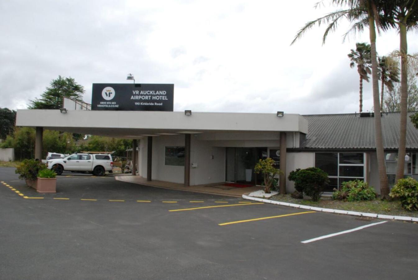 Vr Auckland Airport Exterior photo